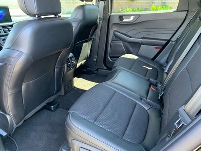 2025 Ford Escape Plug-In Hybrid Base