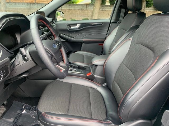 2025 Ford Escape Hybrid ST-Line