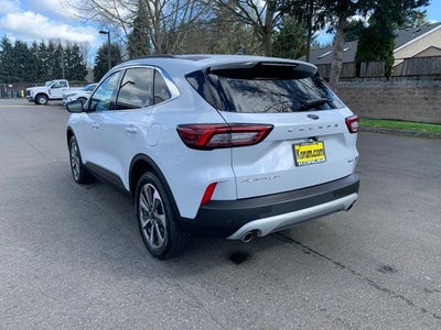 2025 Ford Escape Platinum