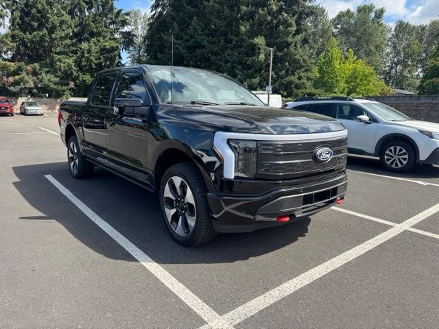 2025 Ford F-150 Lightning Platinum
