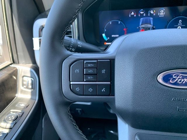 2025 Ford F-350SD Lariat DRW