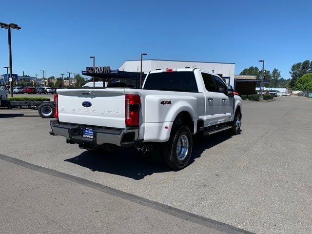 2025 Ford F-350SD Lariat DRW