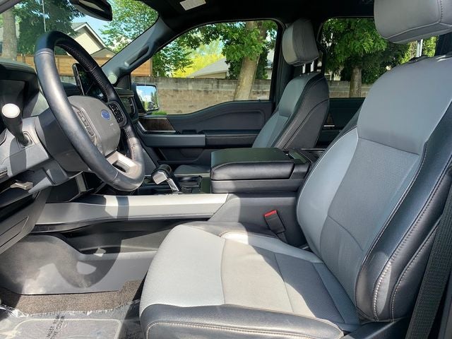 2022 Ford F-150 Lightning Lariat