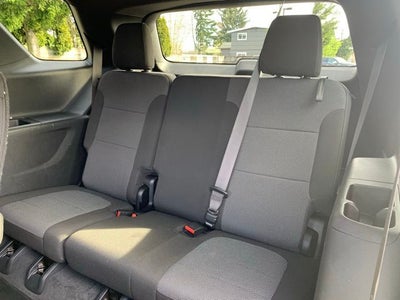 2022 Chevrolet Traverse LT Cloth w/2FL