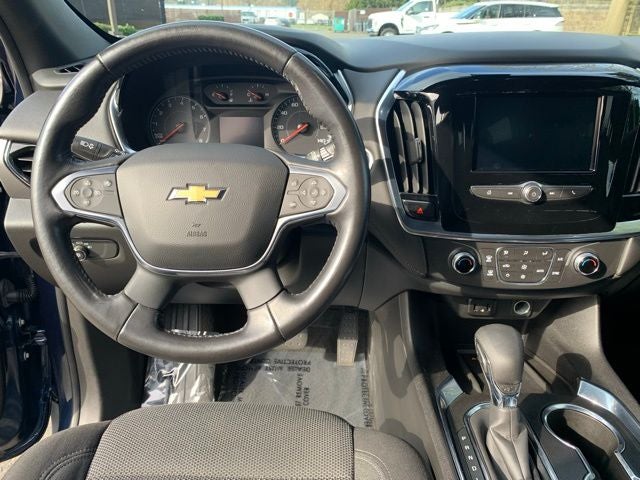 2022 Chevrolet Traverse LT Cloth w/2FL