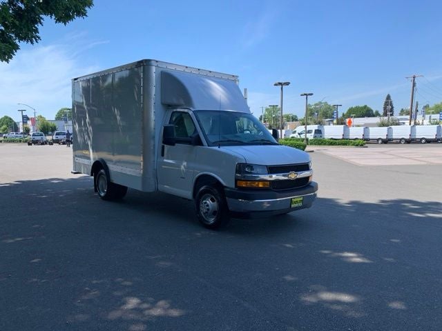 2024 Chevrolet Express 3500 Work Van Cutaway