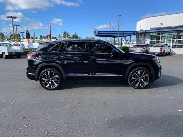 2024 Volkswagen Atlas Cross Sport 2.0T SEL Premium R-Line