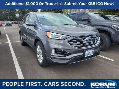 2022 Ford Edge Titanium