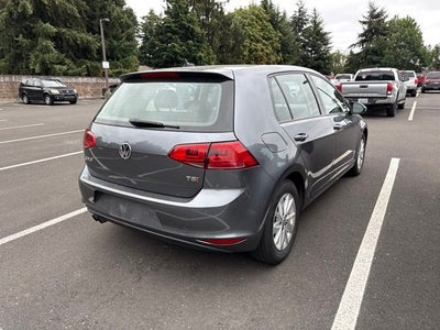 2015 Volkswagen Golf TSI S 4-Door