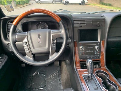 2015 Lincoln Navigator Base
