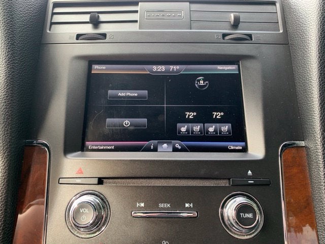2015 Lincoln Navigator Base