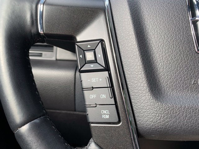 2015 Lincoln Navigator Base