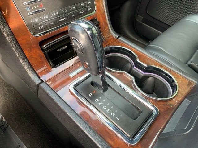 2015 Lincoln Navigator Base