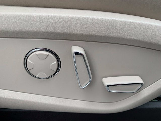 2018 Lincoln MKC Select