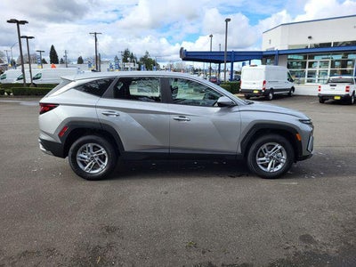 2026 Hyundai TUCSON SE AWD
