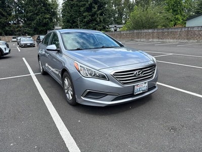 2016 Hyundai SONATA SE