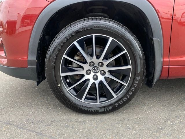 2018 Toyota Highlander SE