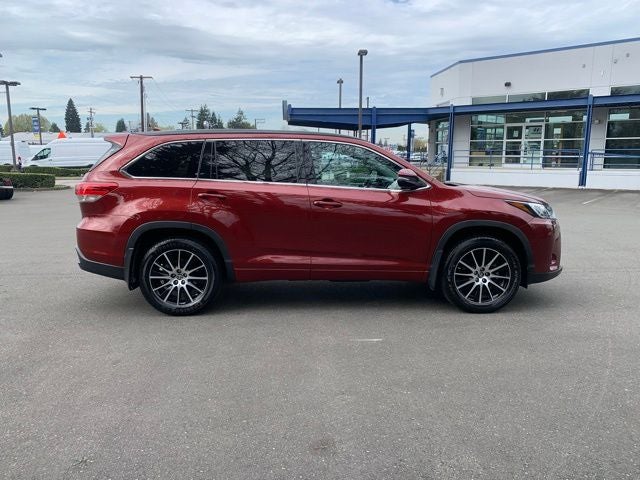 2018 Toyota Highlander SE