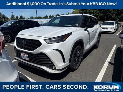 2023 Toyota Highlander XSE
