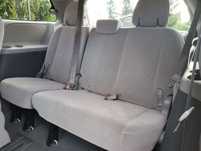2019 Toyota Sienna LE 7 Passenger