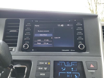 2019 Toyota Sienna LE 7 Passenger