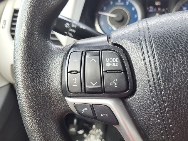 2019 Toyota Sienna LE 7 Passenger