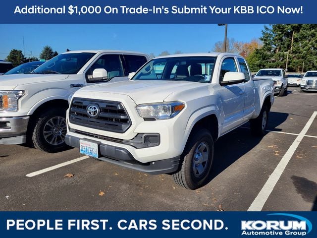 2017 Toyota Tacoma SR