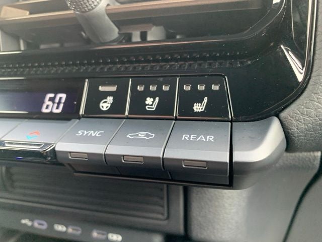 2024 Toyota Land Cruiser 4WD (Natl)