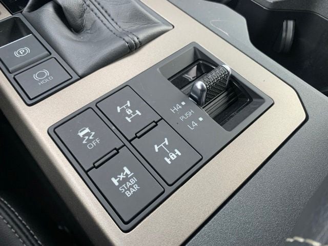 2024 Toyota Land Cruiser 4WD (Natl)