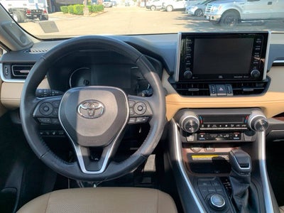 2020 Toyota RAV4 Limited