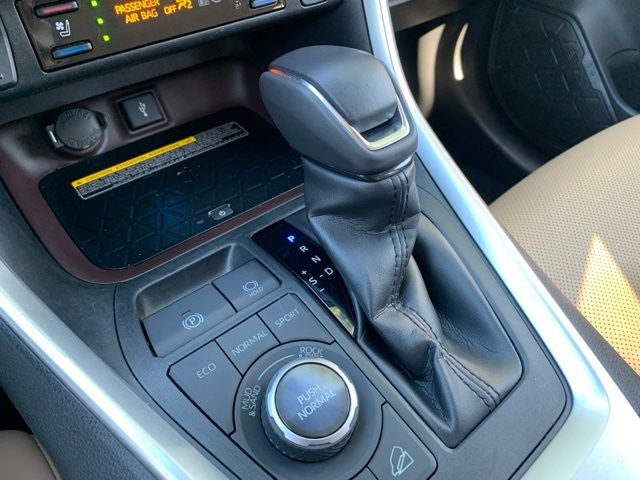 2020 Toyota RAV4 Limited