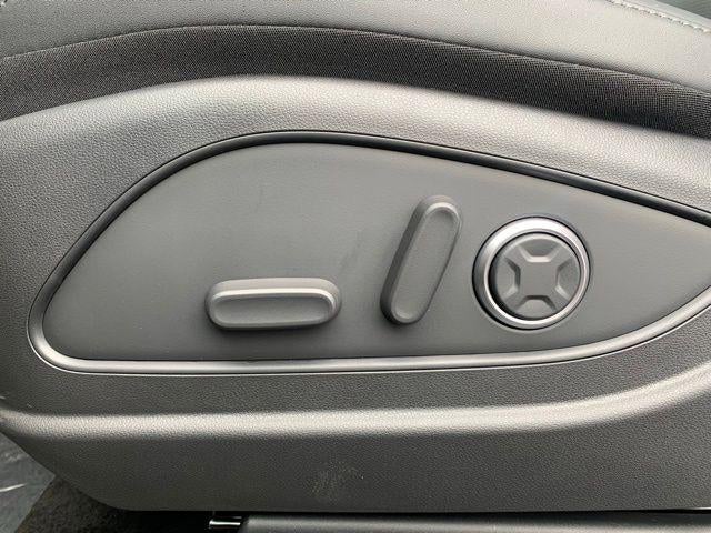 2026 Hyundai PALISADE HYBRID SEL Premium 7 Passenger