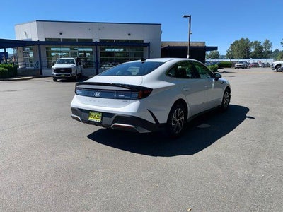 2026 Hyundai SONATA HYBRID Blue