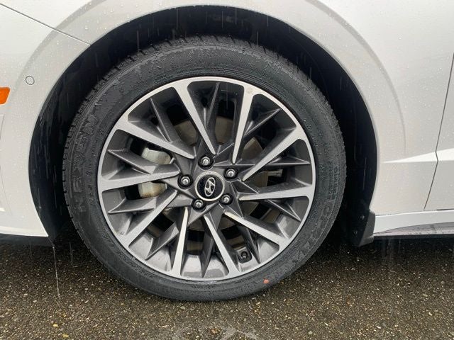 2022 Hyundai SONATA Limited