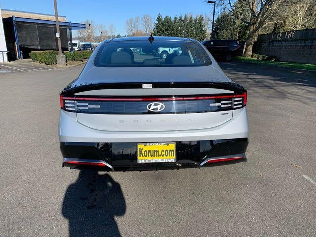 2026 Hyundai SONATA HYBRID SEL
