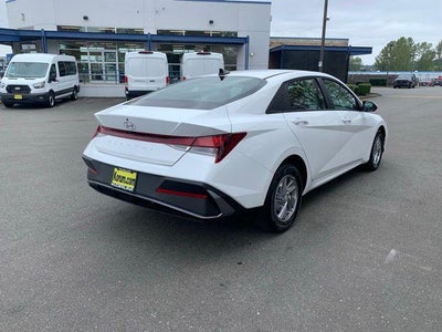 2026 Hyundai ELANTRA SE