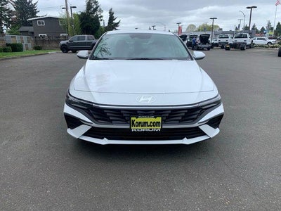 2026 Hyundai ELANTRA SE