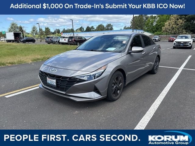 2023 Hyundai ELANTRA SEL