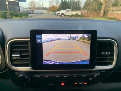 2023 Hyundai VENUE SE