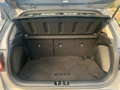 2023 Hyundai VENUE SE