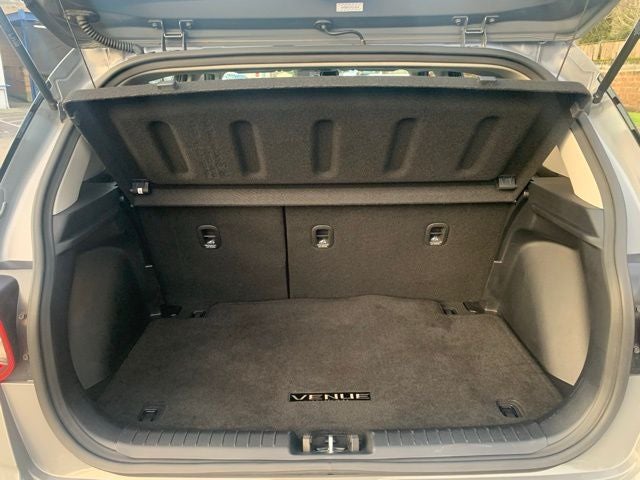 2023 Hyundai VENUE SE