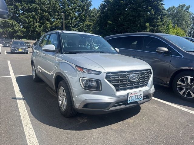 2021 Hyundai VENUE SE