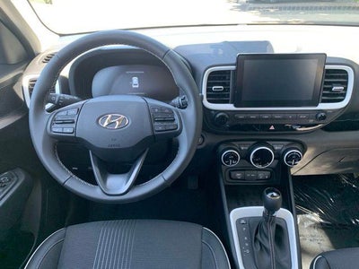 2026 Hyundai VENUE SEL W/Two-Tone Roof