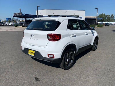 2025 Hyundai VENUE SEL