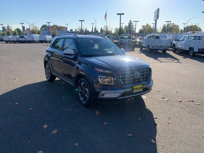 2026 Hyundai VENUE SEL W/Two-Tone Roof