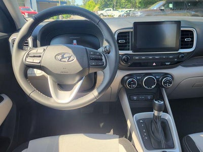 2025 Hyundai VENUE SEL