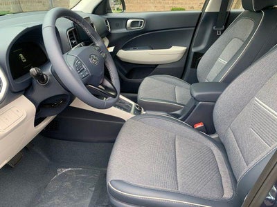 2026 Hyundai VENUE SEL W/Two-Tone Roof