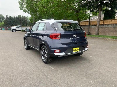 2026 Hyundai VENUE SEL W/Two-Tone Roof