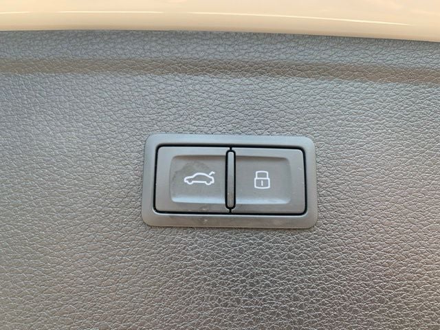 2022 Audi Q5 45 S line Premium quattro